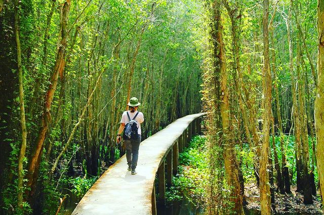 
                                                                                                                                                            DU LỊCH LONG AN – VÙNG ĐẤT NGẬP TRÀN NIỀN VUI 
                                                                                                                                                    